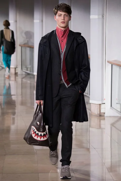 Look 29